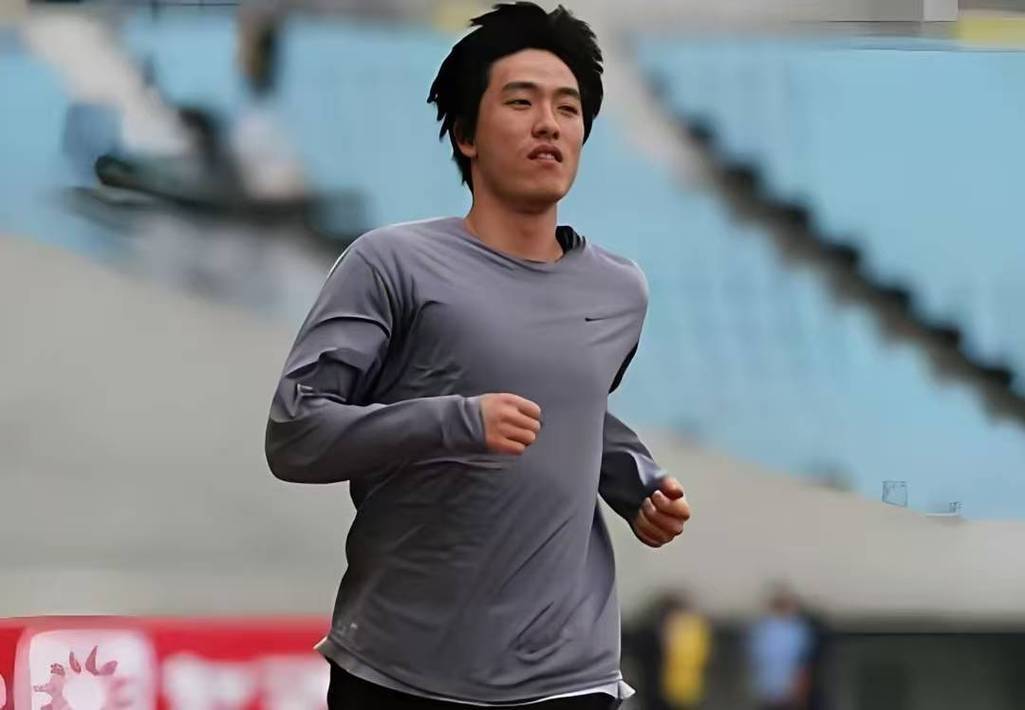 关于刘翔场均50分都被交冲上热搜的信息 关于刘翔场均50分都被交冲上热搜的信息